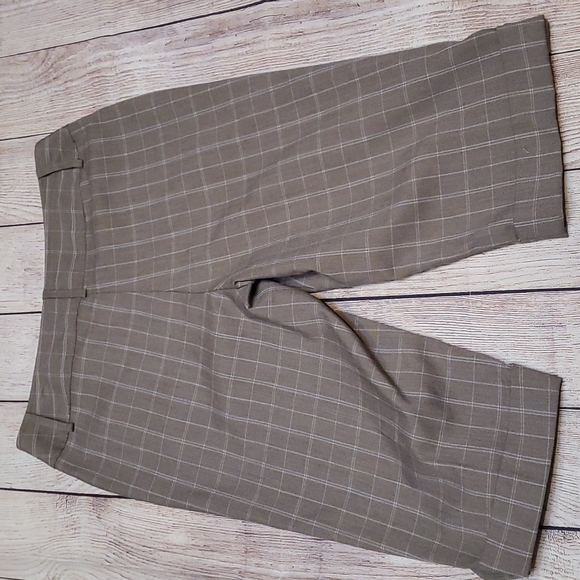 First Option- Brown and White Striped Shorts - Size 8 - Picture 7 of 10